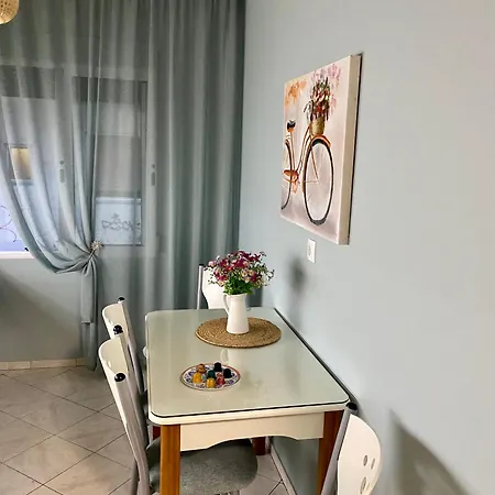 Saint Paul's Apartment *
